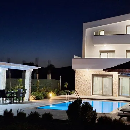 Pearl Beachfront Villa