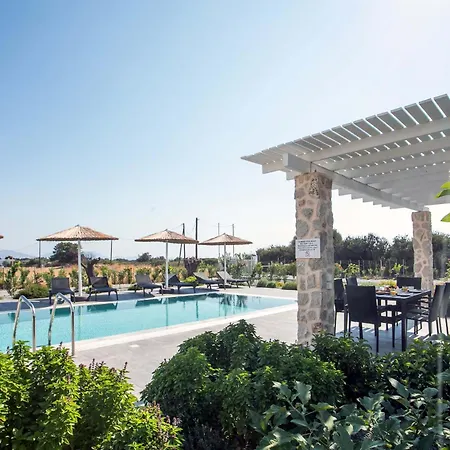 Pearl Beachfront Villa Gennadi