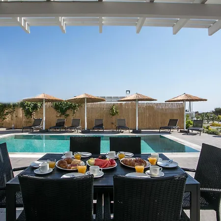 Pearl Beachfront Gennadi
