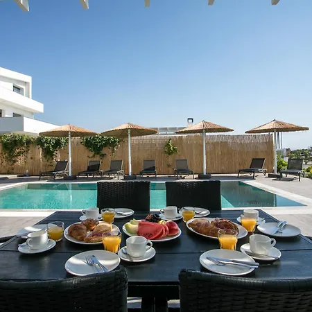 Villa Pearl Beachfront Gennadi